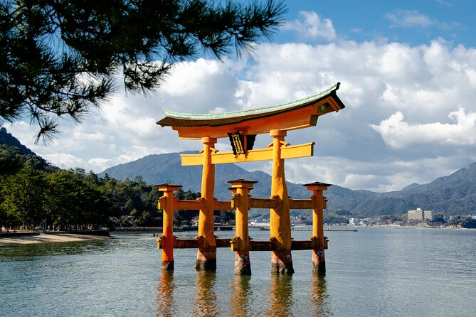 1-Day Private Sightseeing Tour in Hiroshima and Miyajima Island - Private Guide Plus Mobile Ticket, What That Means for Your Day