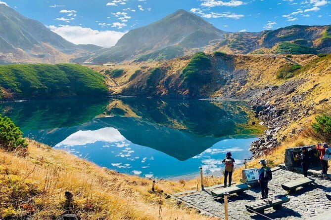 1-Day Tateyama-Kurobe Tour: Walking on the 'Roof of Japan' - Engineering thrills on the ascent: Kurobe Dam and the transport web