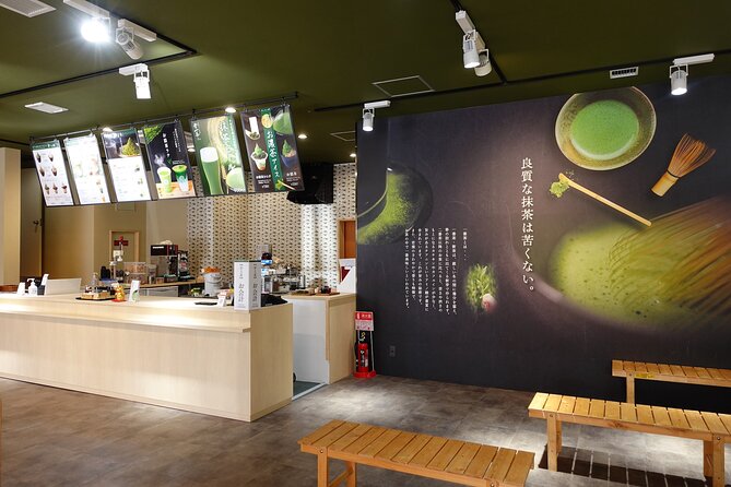 1-Day Tokyo Bus Tour - Asakusa matcha and Senso-ji: old Tokyo you can walk through