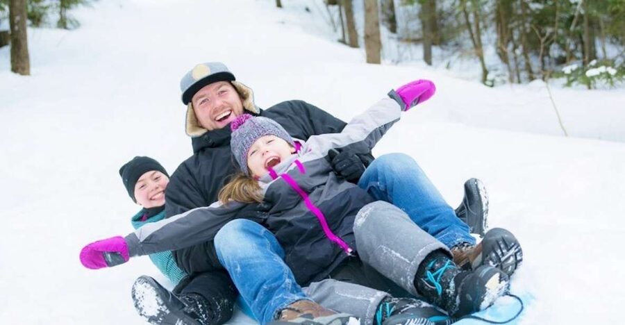 1 Day Tour: Snow Monkeys & Snow Fun in Shiga Kogen - Lunch at the ski slopes, warm food that keeps you moving