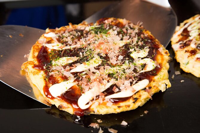 [1 Group Only] Tokyo Shinjuku Food Tour for Family - Stop 2: Omoide Yokocho, yakitori and motsuyaki in tiny-bar alley country