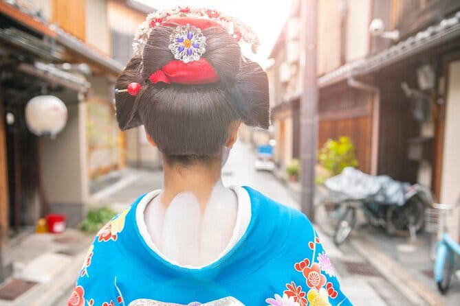 1 Hour Geisha Show in Kyoto - Seating, Timing, and Group Size: How to Get a Good View