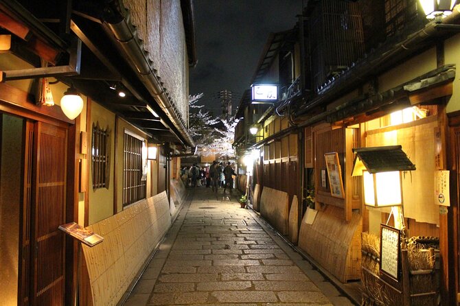10 Must-see Spots in Kyoto One Day Private Tour (up to 7 people) - Stop 2: Arashiyama Bamboo Grove Street for classic Kyoto photos