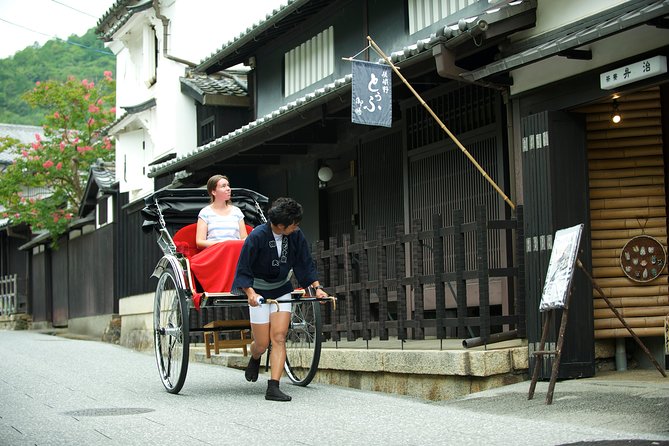 Kyoto Sagano Insider: Rickshaw and Walking Tour - Local Guide Information