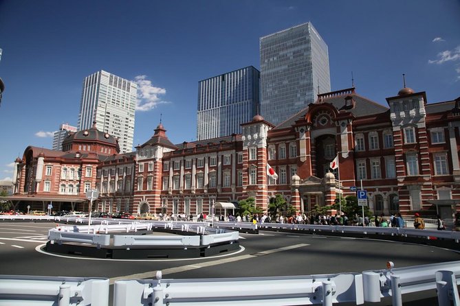 Japan Railway Station Shared Arrival Transfer : Tokyo Station to Tokyo City - Baggage and Travel Information