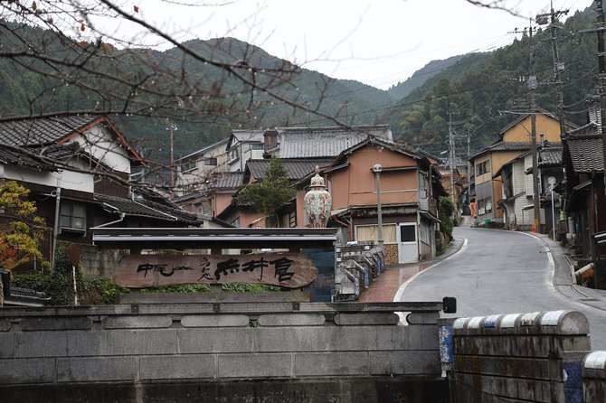 Hasami Ware Study Tour With Special Guide 400 Years History and Modern Daily Use Pottery - Modern Daily Use Pottery