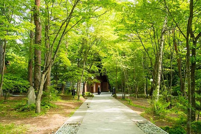 Karuizawa Full-Day Private Trip With Government-Licensed Guide - Private Vehicle Arrangement