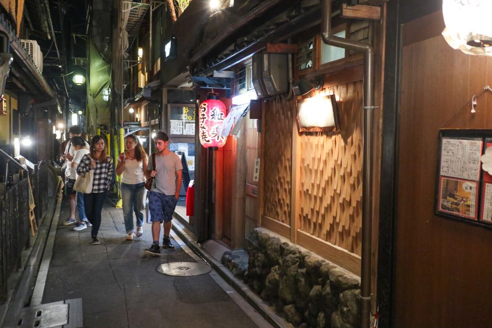 Kyoto : 3-Hour Bar Hopping Tour in Pontocho Alley at Night - Just The Basics