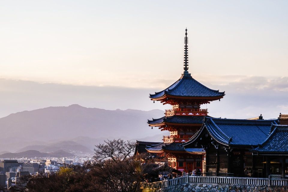 Kyoto: Historic Higashiyama Walking Tour - Booking Information