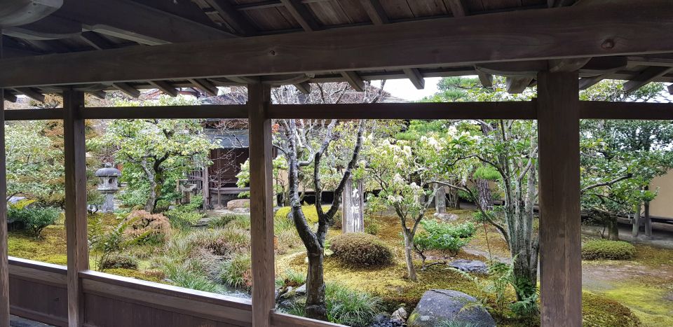 Kyoto/Kobe/Osaka: Arashiyama and Fushimi Inari Private Tour - Tour Itinerary
