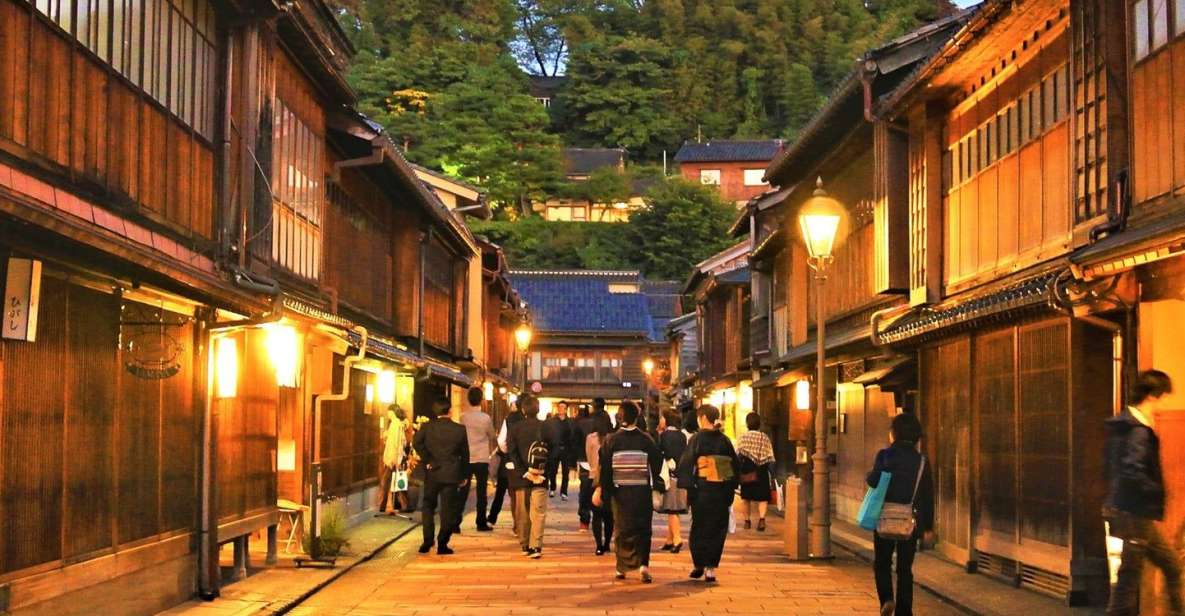 Kanazawa: Private Tour With Local Guide - Tour Experience