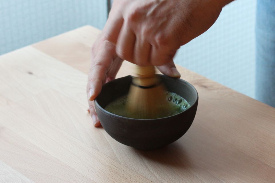 Authentic Japanese Tea Tasting: Sencha, Matcha and Gyokuro - Group Experience