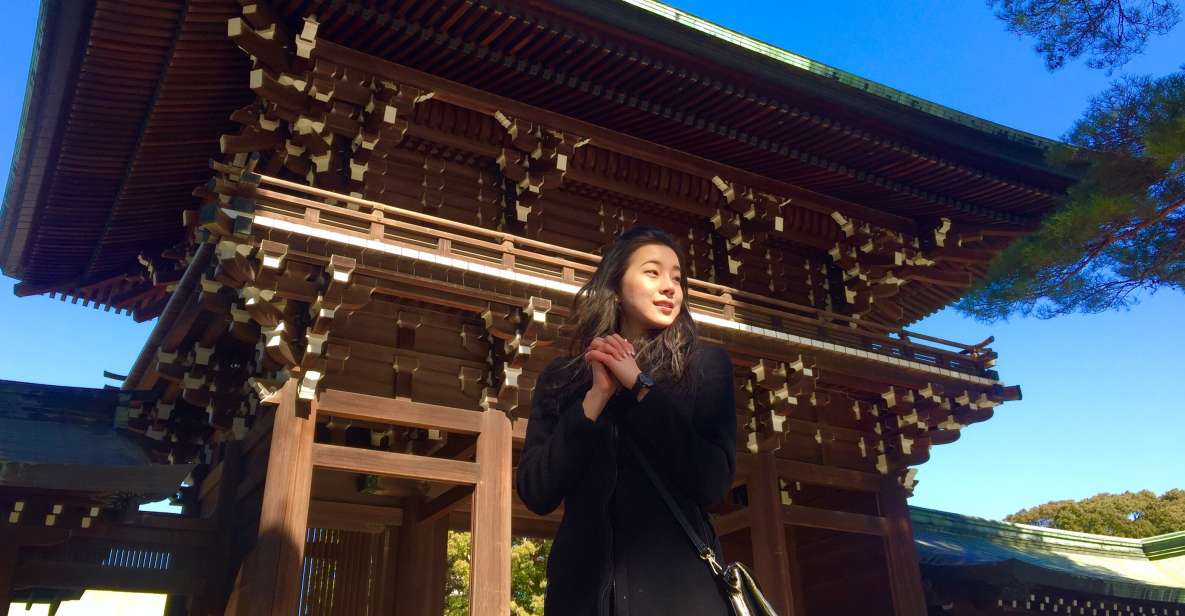 Tokyo: Private Photoshoot at Meiji Shrine and Yoyogi Park - Meiji Shrine Details