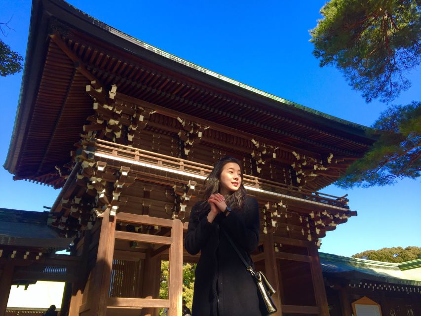 Tokyo: Private Photoshoot at Meiji Shrine and Yoyogi Park - Just The Basics