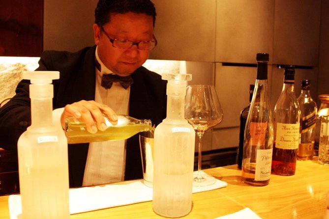 Kyoto Luxury Sake, Whisky and Cocktail Tour - Sake Tasting Experience