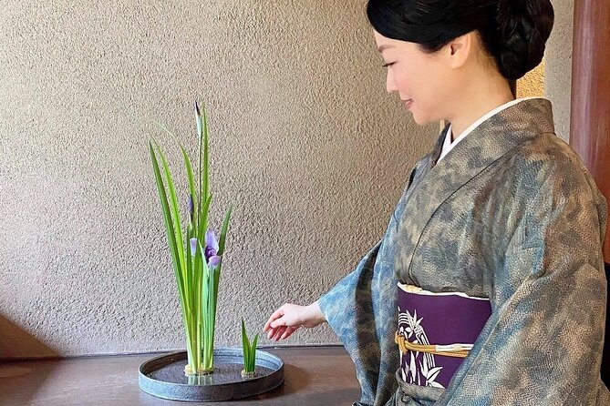 Flower Arrangement Experience at Kyoto Traditional House - Just The Basics