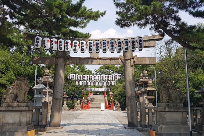 Private Car Full Day Tour of Osaka Temples, Gardens and Kofun Tombs - Lunch Experience