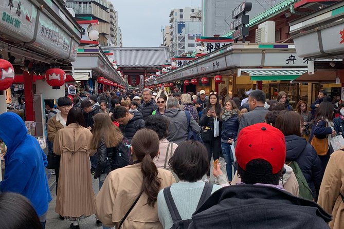 Tokyo Walking Tour 6 Hours (Tsukuji Fish Market, Asakusa, Ginza, Imperial Palace - Discover Asakusa District