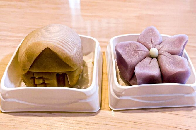 Licensed Guide "Wagashi" (Japanese Sweets) Experience Tour (Tokyo) - Wagashi Tasting Experience