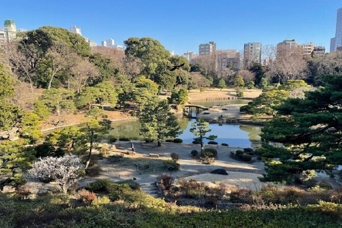 HEN AI TOKYO Rikugien Gardens Tour With Garden Expert - Just The Basics