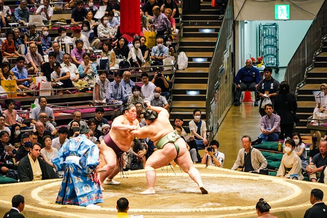 [W/Lunch] Tokyo Grand Sumo Tournament Tour With Premium Ticket - Meeting and Pickup