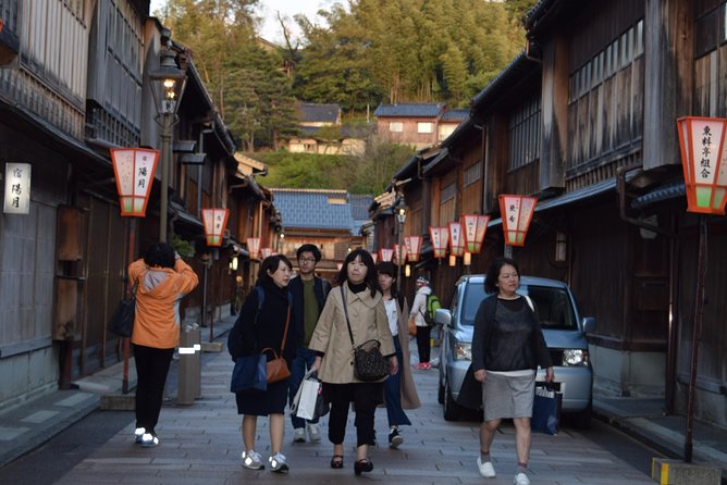 Must See Kanazawa With A Local: Private & Personalized - Customizable Itinerary Options