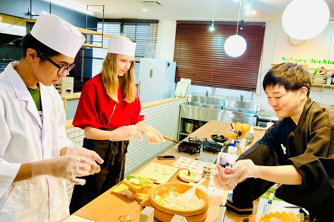 Making Authentic Japanese Food With a Samurai Chef - Just The Basics