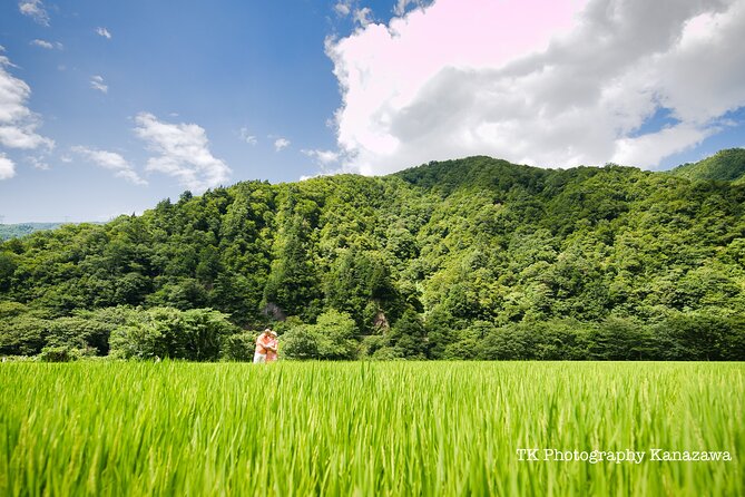Photoshoot in Shirakawago/Takayama by Professional Photographer - Frequently Asked Questions