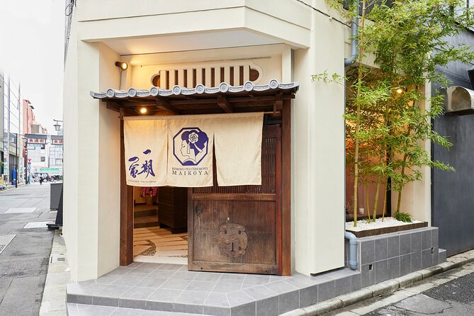 PRIVATE Kimono Tea Ceremony in Tokyo Maikoya - Just The Basics