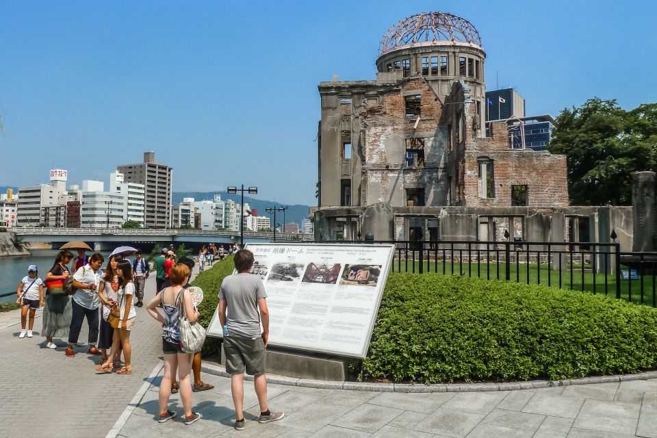 Hiroshima: Hidden Gems and Highlights Private Walking Tour - Key Highlights