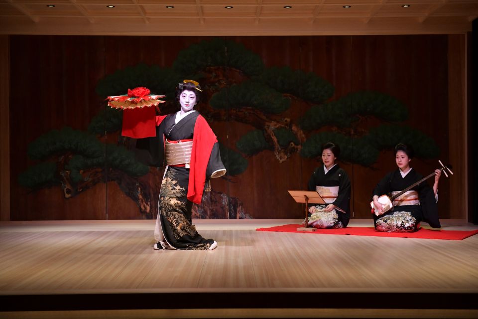 Tokyo: Traditional Performing Arts Show With Lunch/ Dinner - Accessibility Information