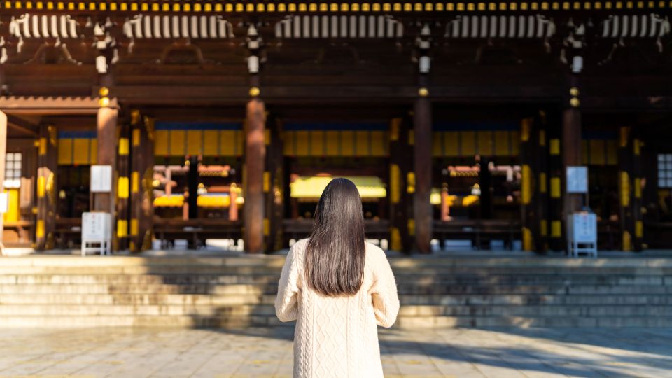 Tokyo: Private Photoshoot at Meiji Shrine and Yoyogi Park - Experience Highlights