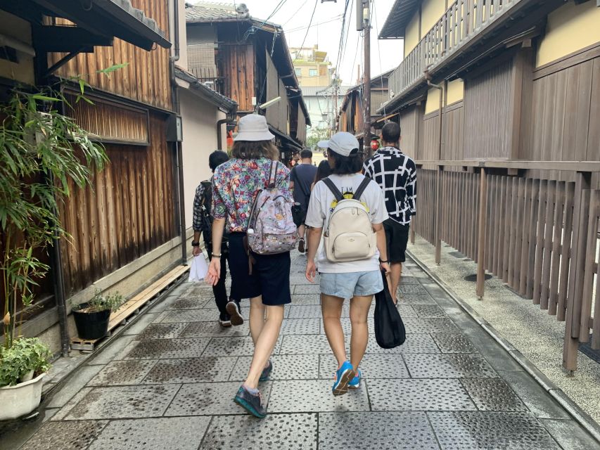 Kyoto: Gion Cultural Walking Tour With Geisha Performance - Experience Highlights