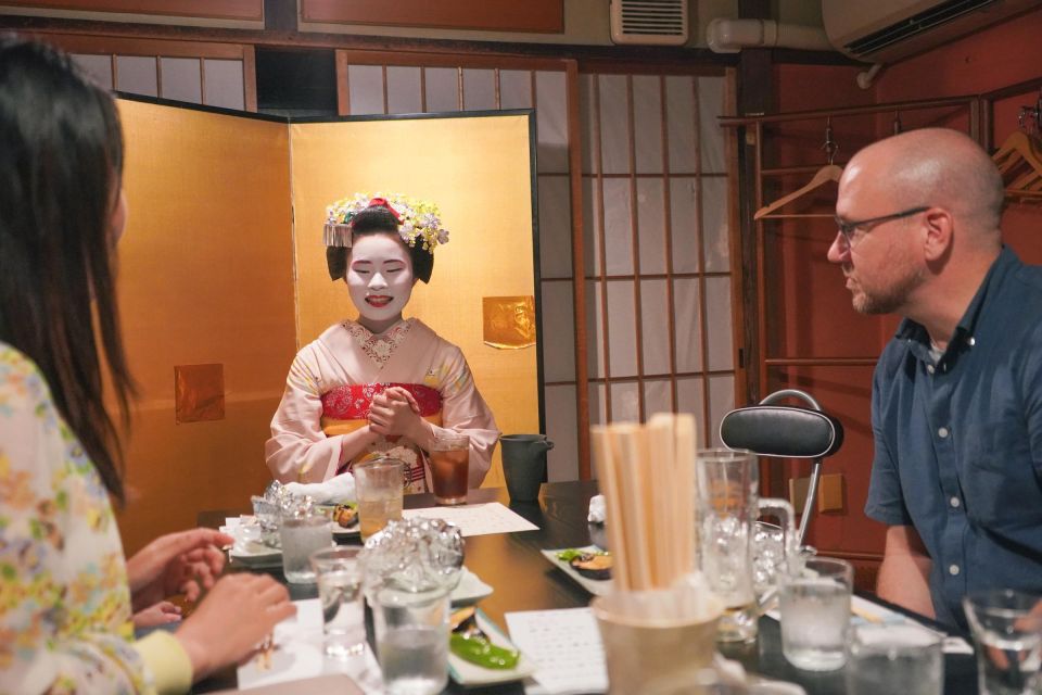 Dinner With Maiko in Traditional Kyoto Style Restaurant Tour - Maiko Performance and Interaction