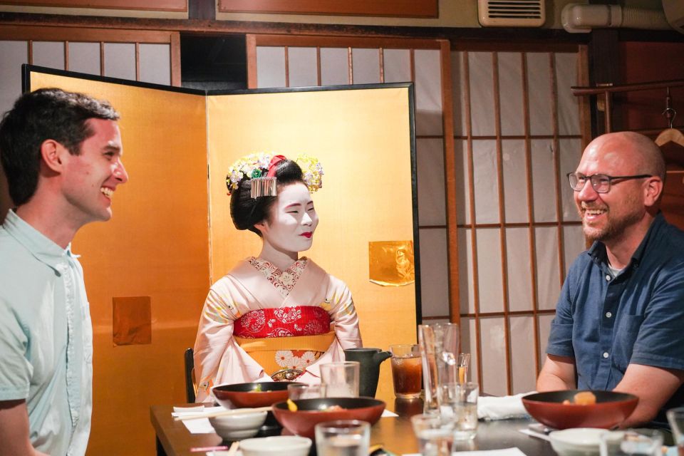 Dinner With Maiko in Traditional Kyoto Style Restaurant Tour - Just The Basics