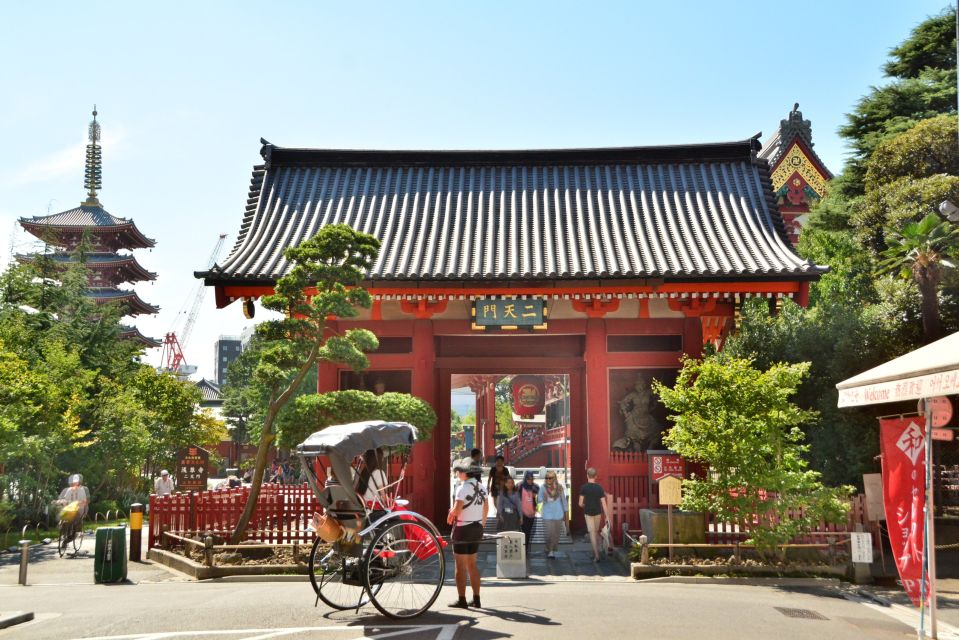 Tokyo: Asakusa Sightseeing Tour by Rickshaw - Asakusa Landmarks and Attractions