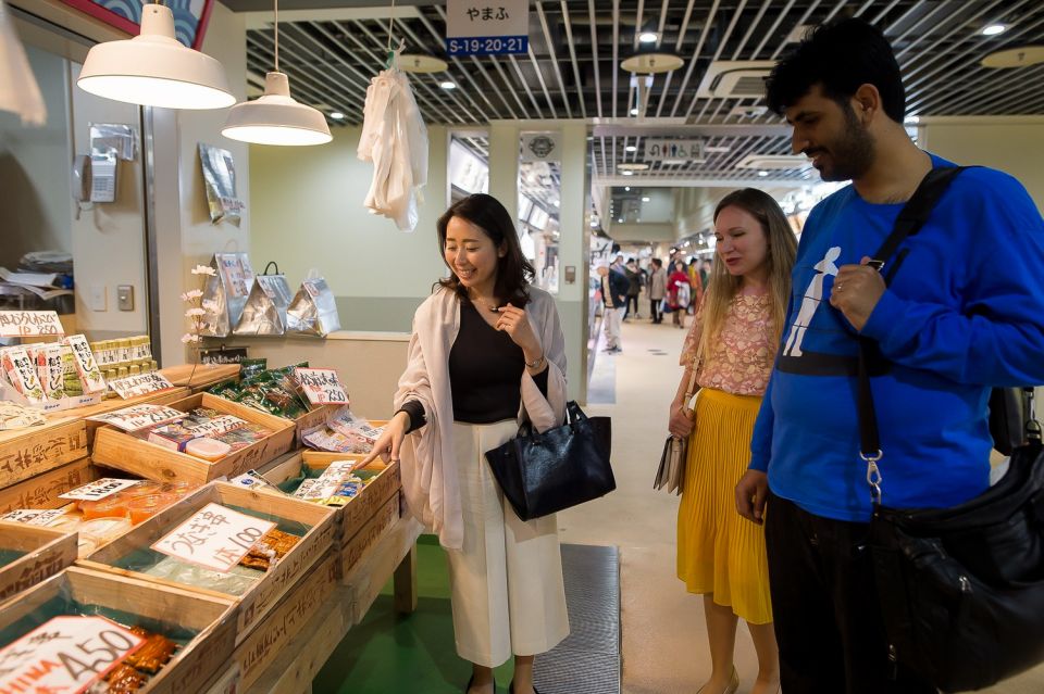 Tokyo: Tsukiji Market Walking Tour & Rolled Sushi Class - Important Information