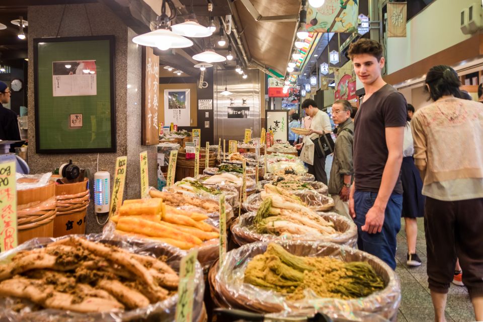 Kyoto: Nishiki Market Food Tour - Just The Basics