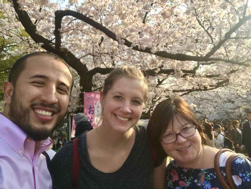 Sakura in Tokyo: Cherry Blossom Experience - Experience Highlights