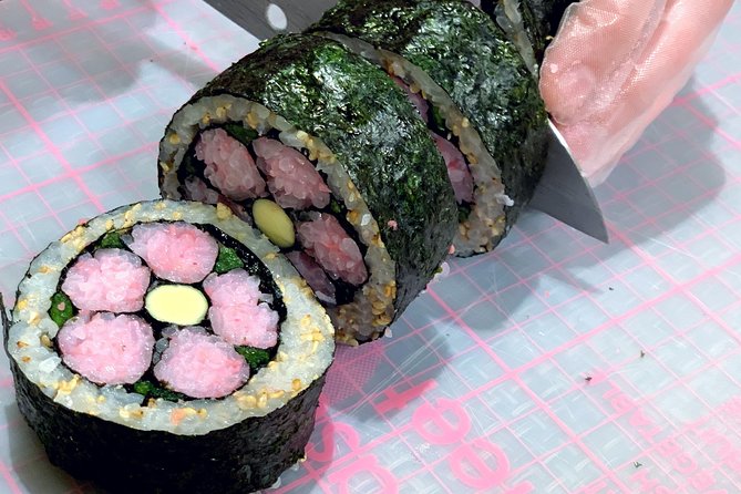 Private Adorable Sushi Roll Art Class in Kyoto - Just The Basics