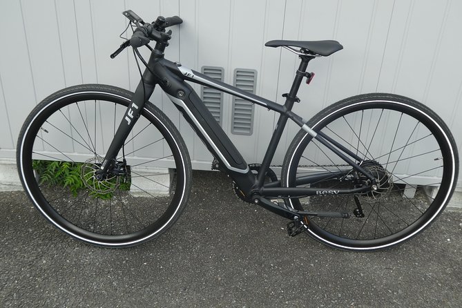 Rental of Touring Bikes and E-Bikes - Operator and Reviews Information