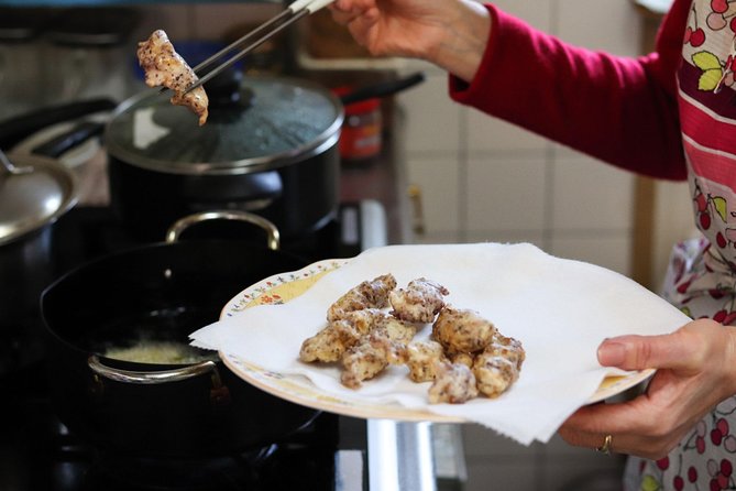 Authentic Seasonal Japanese Home Cooking Lesson With a Charming Local in Kyoto - Traveler Reviews and Testimonials