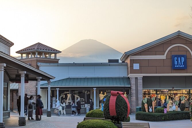 Private Car Mt Fuji and Gotemba Outlet in One Day From Tokyo - Customer Reviews and Feedback