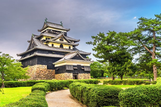 Romantic Tour In Matsue - Just The Basics