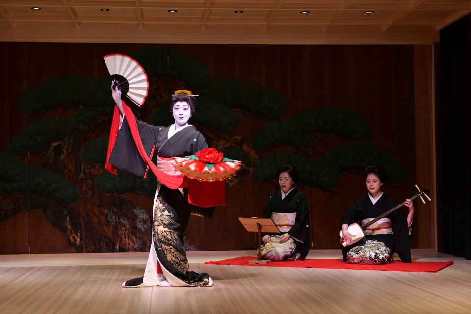 Tokyo: Traditional Performing Arts Show With Lunch/ Dinner - Just The Basics