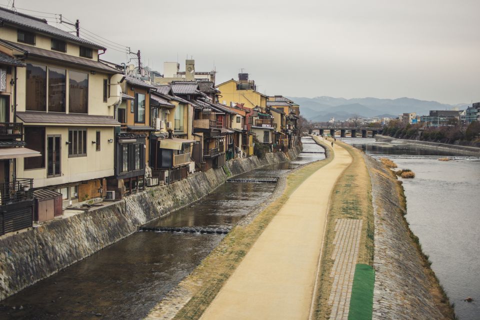 Kyoto: Geisha Arts Gion Cultural Walk With Geisha Show - Inclusions