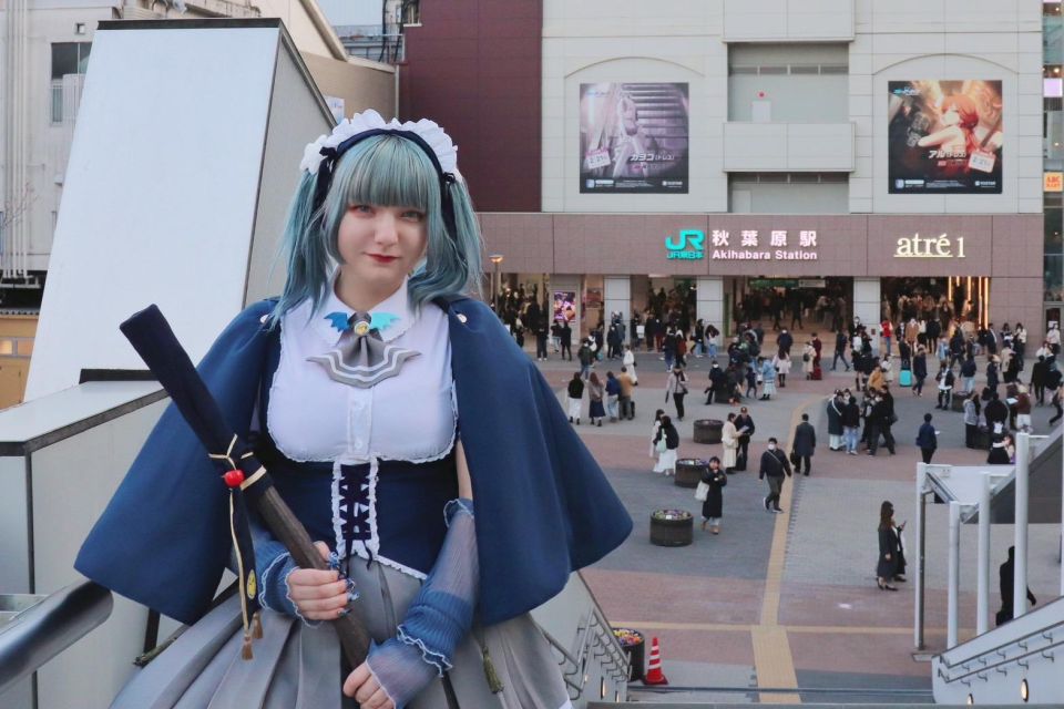 Expert Anime Guide in Akihabara With a Maid Witch - Just The Basics