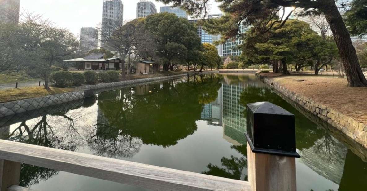 Tokyo : Japanese Garden Guided Walking Tour in Hama Rikyu - Just The Basics
