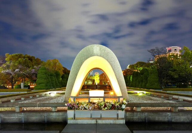 The Peace Memorial to Miyajima : Icons of Peace and Beauty - Just The Basics