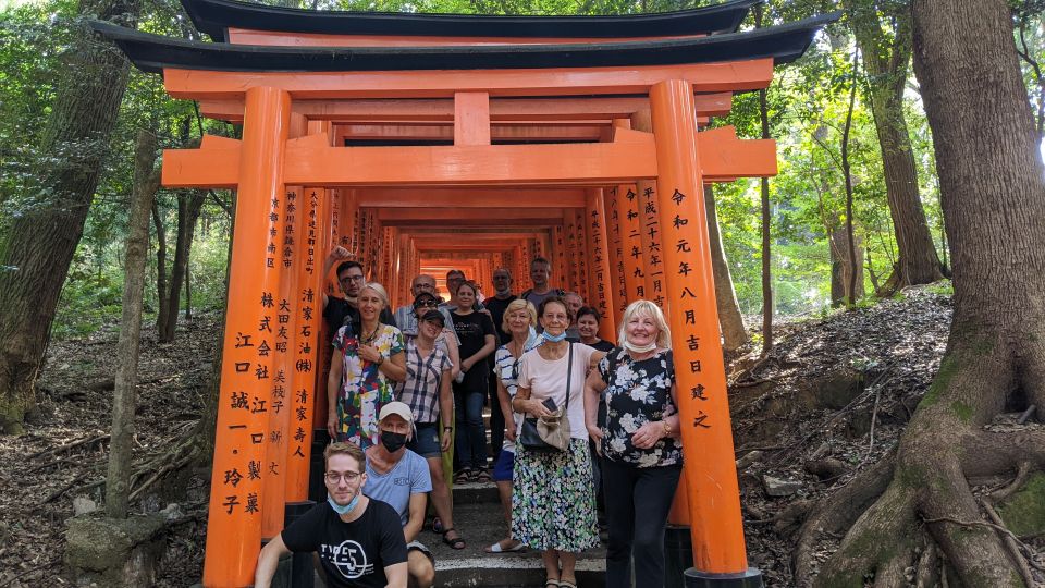 Kyoto: Guided Walking Tour of Fushimi With Private Option - Payment Options and Guide Availability